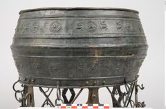 Foto von Bronzeuntersatz (NHMW-PRAE-025277)